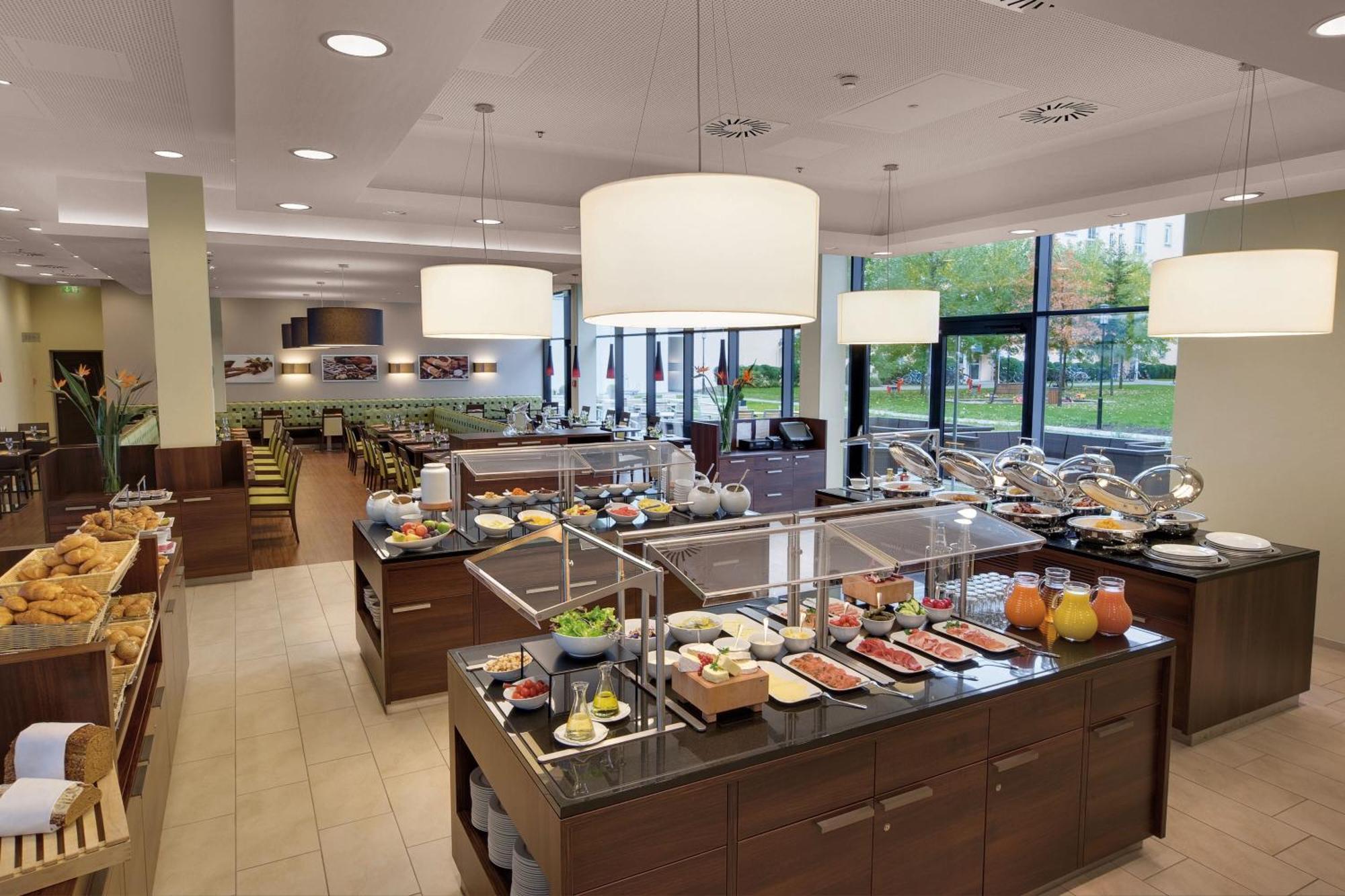 Residence Inn By Marriott Munich City East Exterior photo
